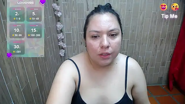 Snapshot of solyeria chatting on 03/26/26, 03:56 solyeria online show from 03/26/26, 03:56