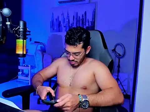 BrunoD31 online show from 04/17/26, 03:20