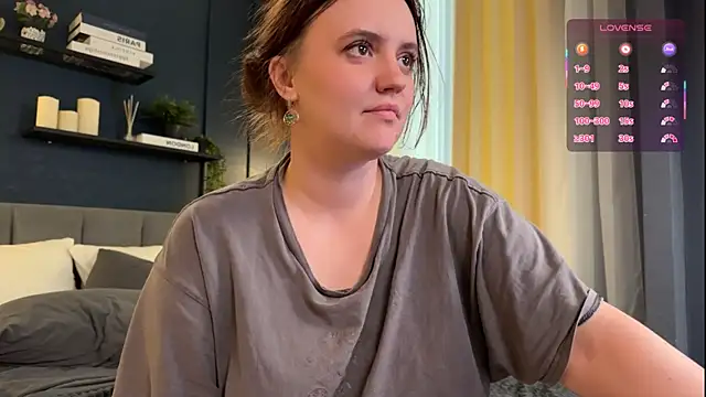 Snapshot of Lella_Ryann_ chatting on 04/06/26, 04:46 Lella Ryann online show from 04/06/26, 04:46