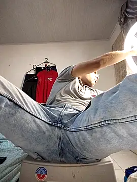 CRISTHIAN GREY01 online show from 11/25/25, 07:58