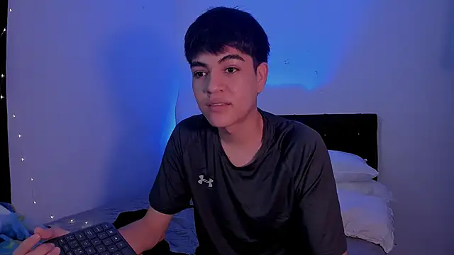 Snapshot of JaycoThomas chatting on 01/09/25, 04:49 JaycoThomas online show from 01/09/25, 04:49