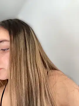 Snapshot of imlindapink chatting on 12/16/25, 04:56 imlindapink online show from 12/16/25, 04:56