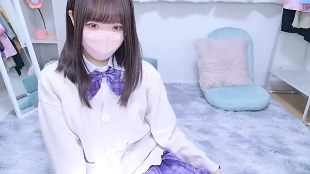 Snapshot of 328_mitsuha chatting on 03/12/25, 07:35 328 mitsuha online show from 03/12/25, 07:35