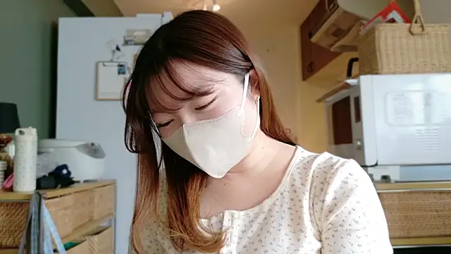  Yui  online show from 10/03/25, 03:36