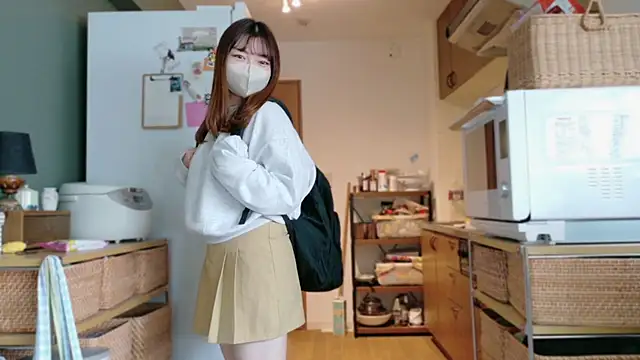  Yui  online show from 10/12/25, 04:22