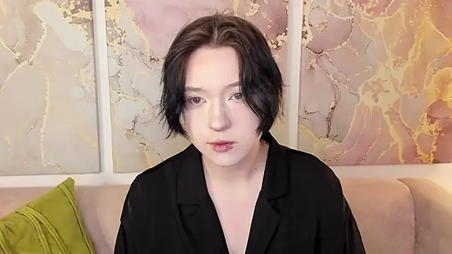 fiamoory online show from 11/27/25, 12:13