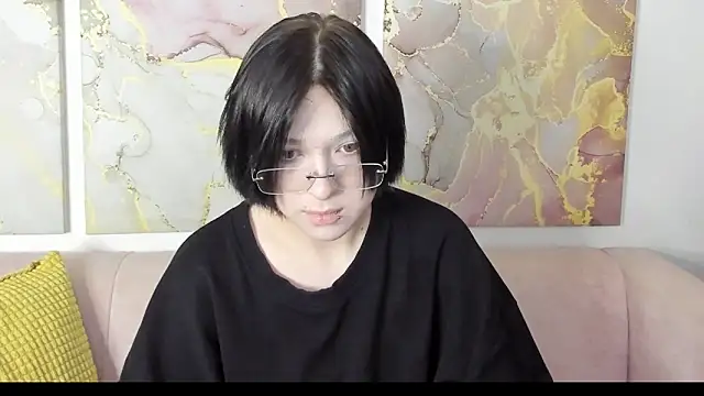 Snapshot of fiamoory chatting on 03/06/26, 08:22 fiamoory online show from 03/06/26, 08:22