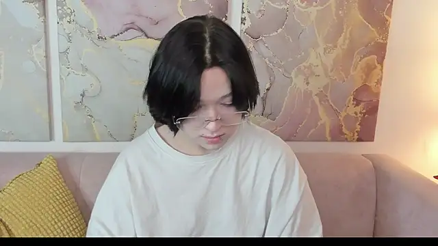 Snapshot of fiamoory chatting on 03/07/26, 08:11 fiamoory online show from 03/07/26, 08:11