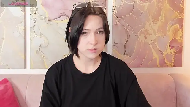 Snapshot of fiamoory chatting on 04/06/26, 07:53 fiamoory online show from 04/06/26, 07:53