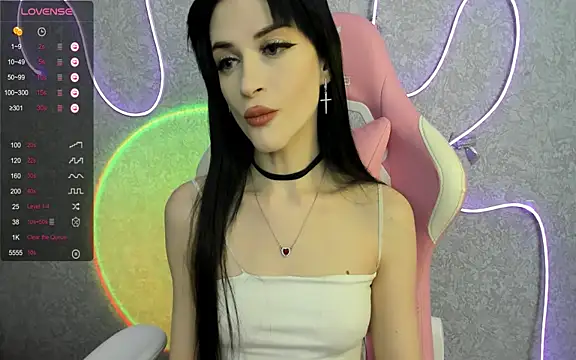 Molly Crystall online show from 04/19/26, 04:34