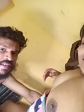 Snapshot of Radhikadavi879 chatting on 01/21/25, 08:54 Radhikadavi879 online show from 01/21/25, 08:54