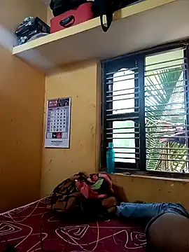 Snapshot of Radhikadavi879 chatting on 02/25/25, 10:15 Radhikadavi879 online show from 02/25/25, 10:15