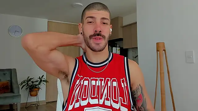 Guyinthemountain online show from 01/29/25, 01:28