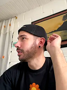 Guyinthemountain online show from 10/20/25, 08:31