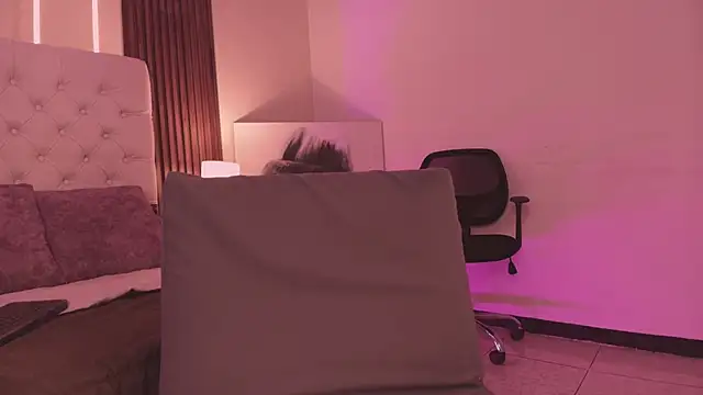 alisson sanders online show from 02/18/26, 01:18