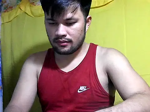 Snapshot of HairyHottestpinoyHandsome chatting on 05/28/26, 01:41 HairyHottestpinoyHandsome online show from 05/28/26, 01:41