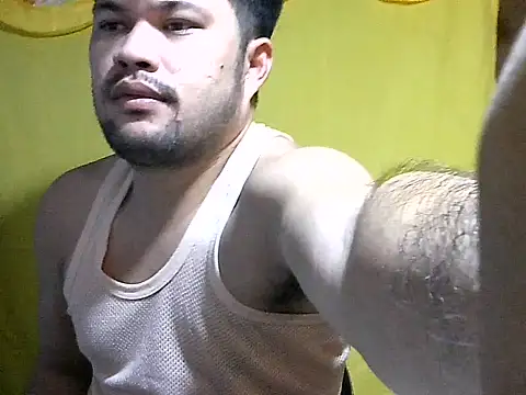 Snapshot of HairyHottestpinoyHandsome chatting on 06/16/26, 01:36 HairyHottestpinoyHandsome online show from 06/16/26, 01:36