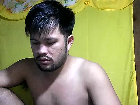Snapshot of HairyHottestpinoyHandsome chatting on 06/21/26, 02:30 HairyHottestpinoyHandsome online show from 06/21/26, 02:30