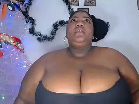 Snapshot of bustyboobsperver chatting on 12/17/24, 12:45 bustyboobsperver online show from 12/17/24, 12:45