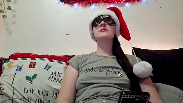 LexiSnowUK online show from 12/05/24, 07:28