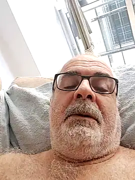 Satiro Sevilla online show from 09/24/25, 03:15