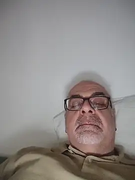 Satiro Sevilla online show from 02/15/26, 11:23