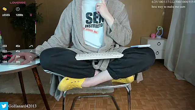 Snapshot of gohaard420 chatting on 04/09/26, 03:39 gohaard420 online show from 04/09/26, 03:39