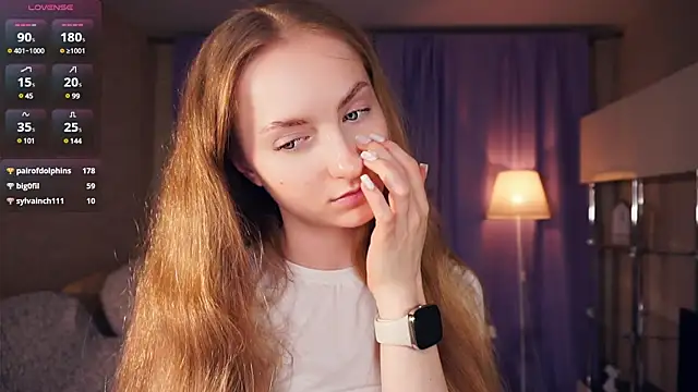 EsmaCarll online show from 01/10/25, 11:18