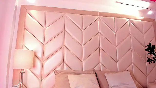 NairobiLee online show from 04/16/26, 10:16