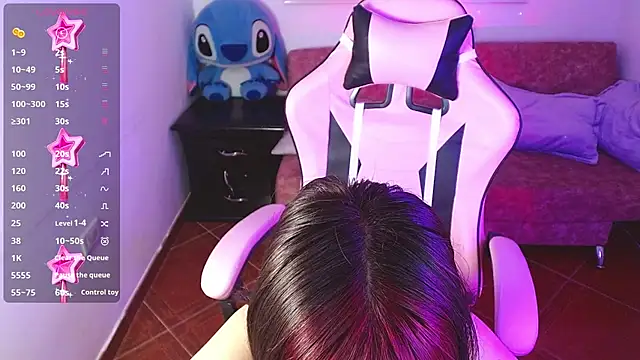 evie cloud online show from 12/11/24, 03:24