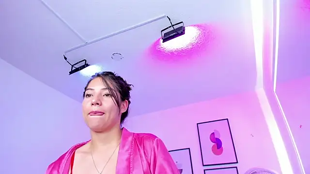 Ema louis  online show from 01/19/25, 03:42