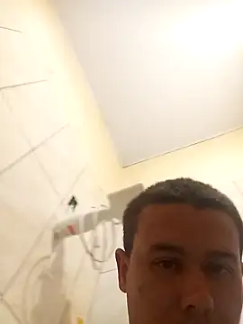 Snapshot of Mateus3040 chatting on 12/19/24, 09:28 Mateus3040 online show from 12/19/24, 09:28