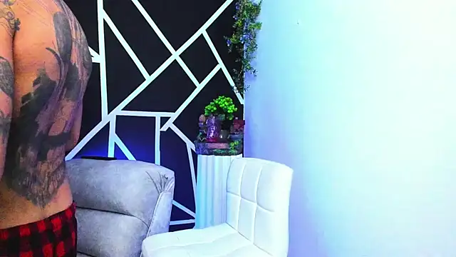 Snapshot of JUSTIN_FULLER1 chatting on 02/09/25, 11:25 JUSTIN FULLER1 online show from 02/09/25, 11:25