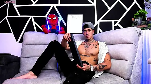 Snapshot of JUSTIN_FULLER1 chatting on 03/05/25, 12:27 JUSTIN FULLER1 online show from 03/05/25, 12:27