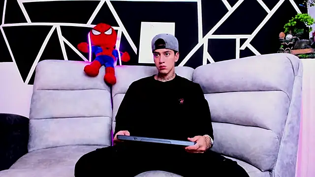 Snapshot of JUSTIN_FULLER1 chatting on 03/20/25, 06:53 JUSTIN FULLER1 online show from 03/20/25, 06:53