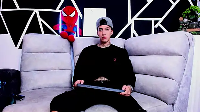 Snapshot of JUSTIN_FULLER1 chatting on 03/22/25, 06:36 JUSTIN FULLER1 online show from 03/22/25, 06:36