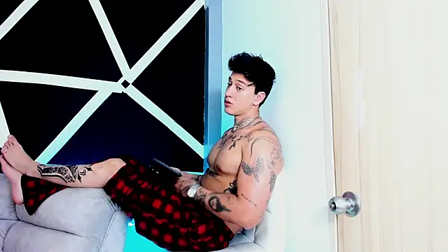 Snapshot of JUSTIN_FULLER1 chatting on 09/24/25, 06:55 JUSTIN FULLER1 online show from 09/24/25, 06:55