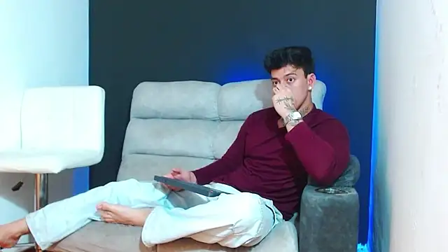 JUSTIN FULLER1 online show from 03/03/26, 06:58