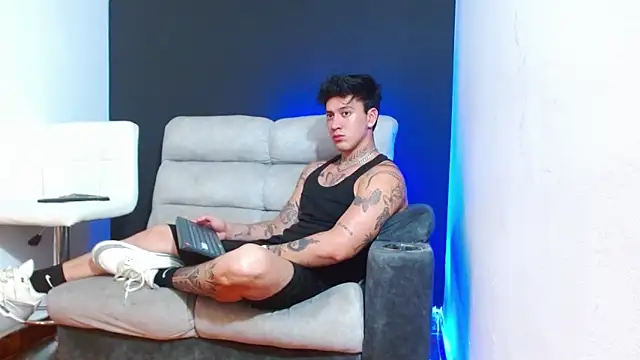 Snapshot of JUSTIN_FULLER1 chatting on 03/25/26, 03:34 JUSTIN FULLER1 online show from 03/25/26, 03:34