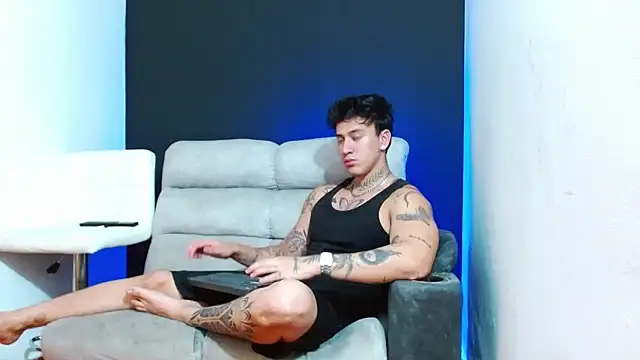 Snapshot of JUSTIN_FULLER1 chatting on 03/27/26, 02:50 JUSTIN FULLER1 online show from 03/27/26, 02:50