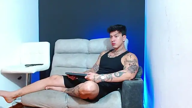 Snapshot of JUSTIN_FULLER1 chatting on 04/01/26, 04:26 JUSTIN FULLER1 online show from 04/01/26, 04:26