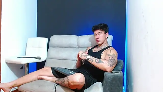 JUSTIN FULLER1 online show from 04/29/26, 03:54