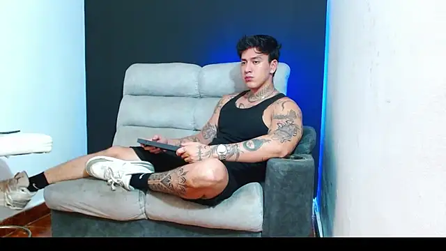 Snapshot of JUSTIN_FULLER1 chatting on 06/17/26, 08:54 JUSTIN FULLER1 online show from 06/17/26, 08:54