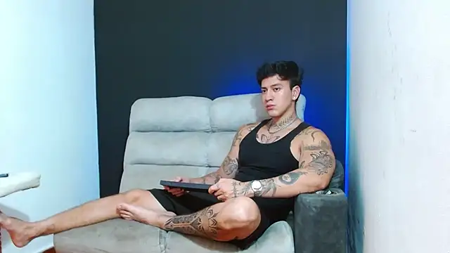 Snapshot of JUSTIN_FULLER1 chatting on 06/28/26, 11:33 JUSTIN FULLER1 online show from 06/28/26, 11:33