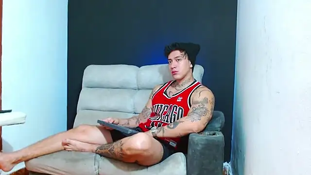 Snapshot of JUSTIN_FULLER1 chatting on 07/25/26, 01:19 JUSTIN FULLER1 online show from 07/25/26, 01:19