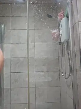 Meganroxtattoo online show from 12/17/24, 08:34