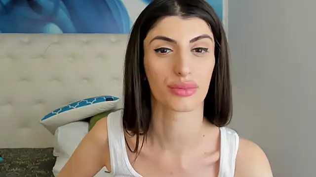 SkinnyDolly online show from 01/11/25, 03:34