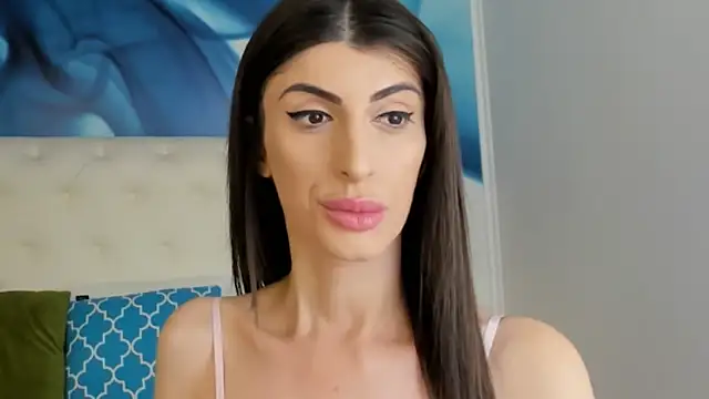 SkinnyDolly online show from 01/13/25, 08:26