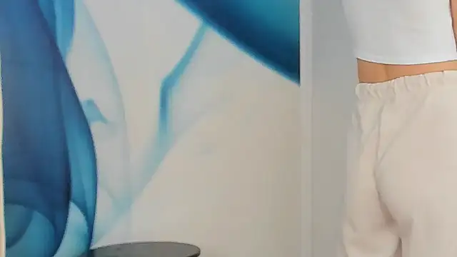 SkinnyDolly online show from 05/22/26, 02:19