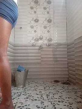 Snapshot of MrNick74 chatting on 12/14/24, 09:18 MrNick74 online show from 12/14/24, 09:18